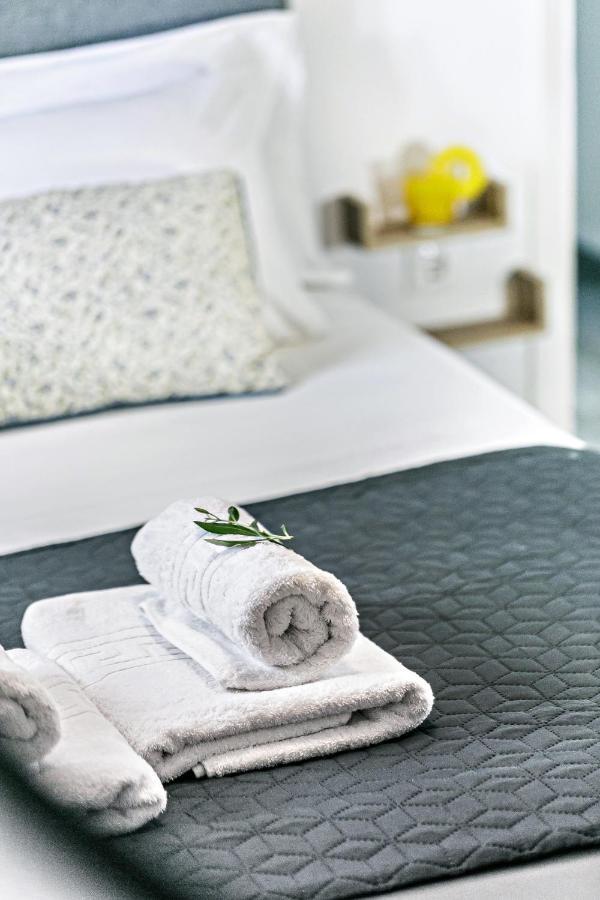 Nest Apartment Alepou Bagian luar foto