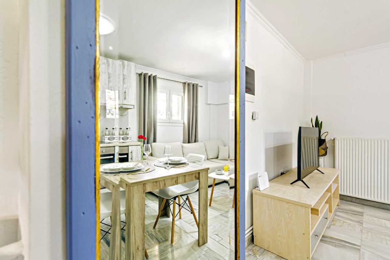 Nest Apartment Alepou Bagian luar foto