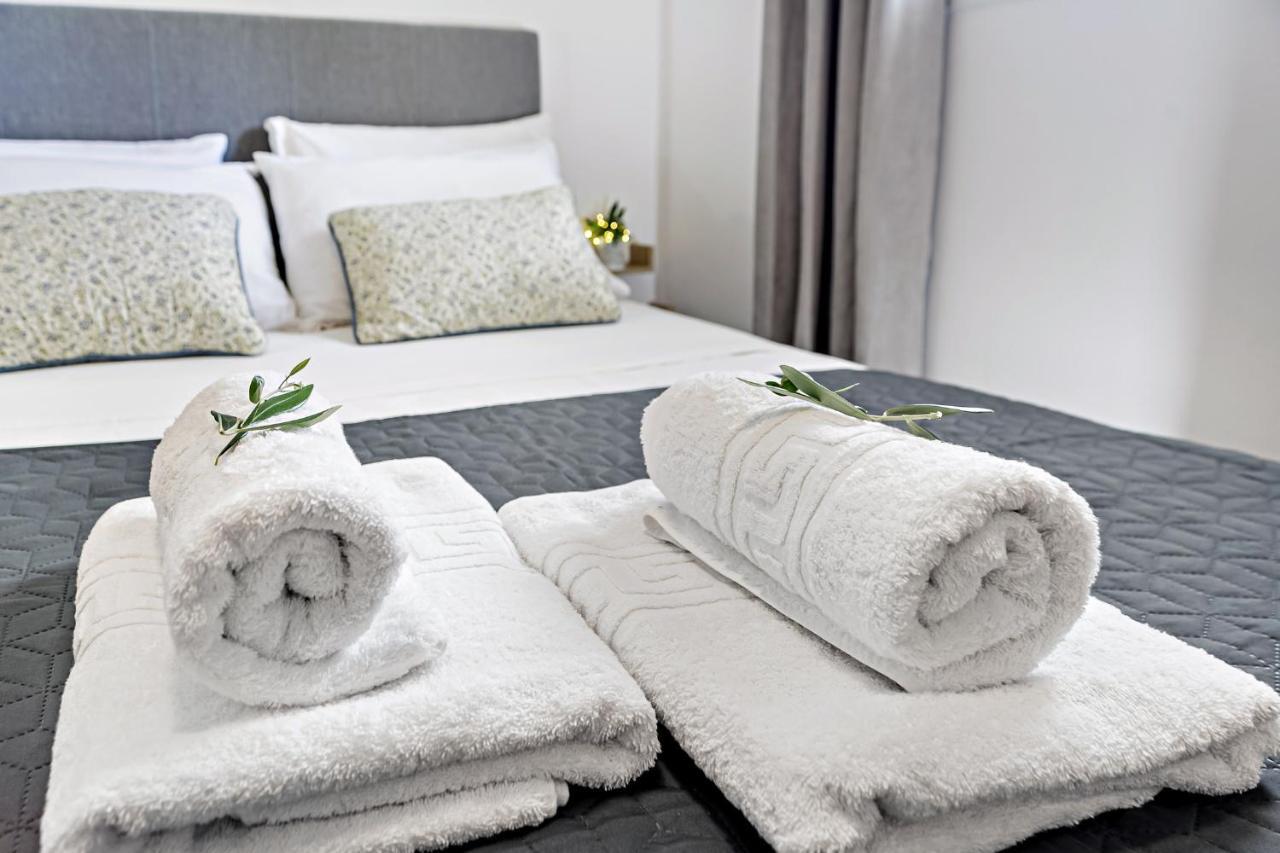 Nest Apartment Alepou Bagian luar foto